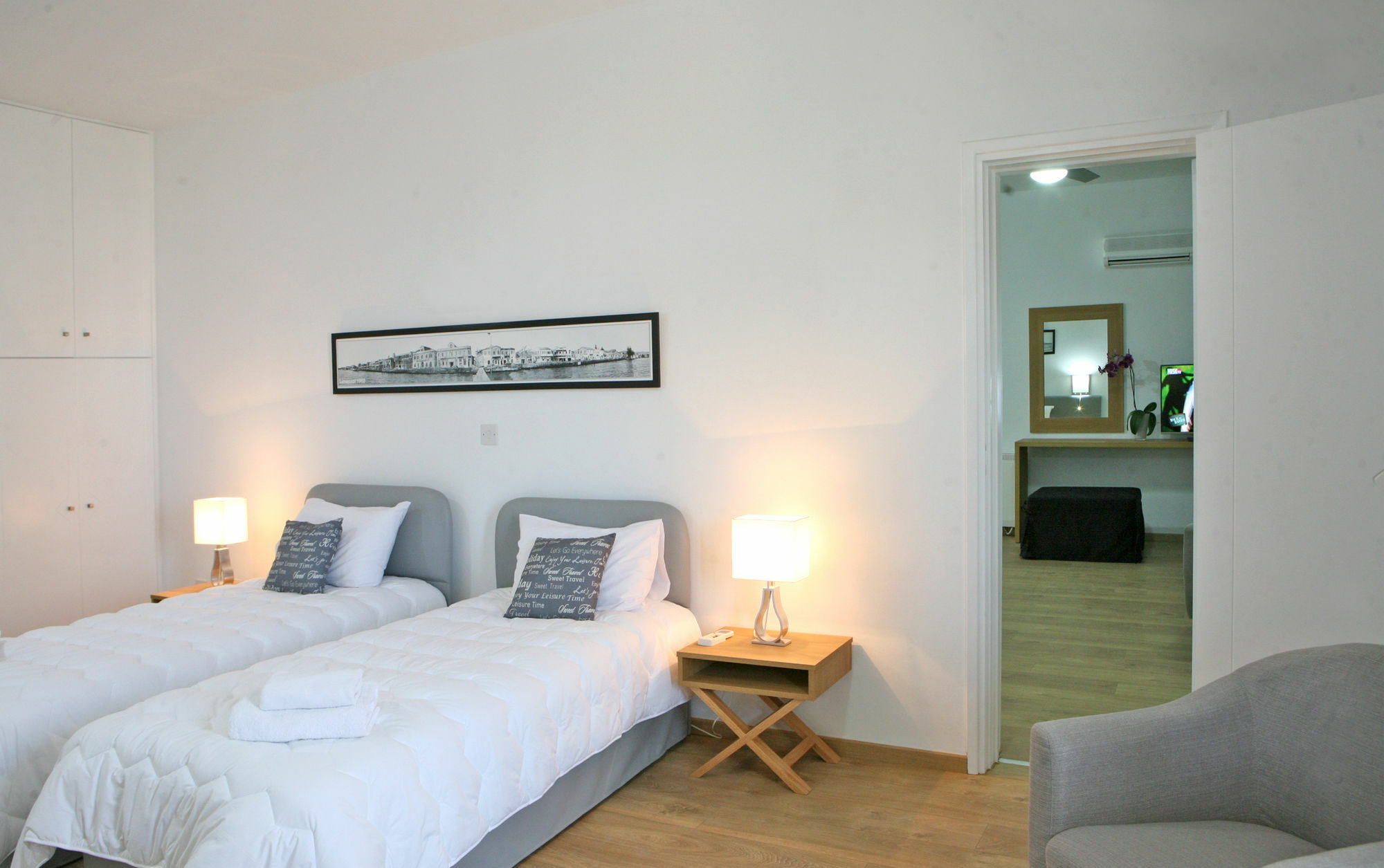 Corina Suites And Apartments Lemesós Eksteriør bilde